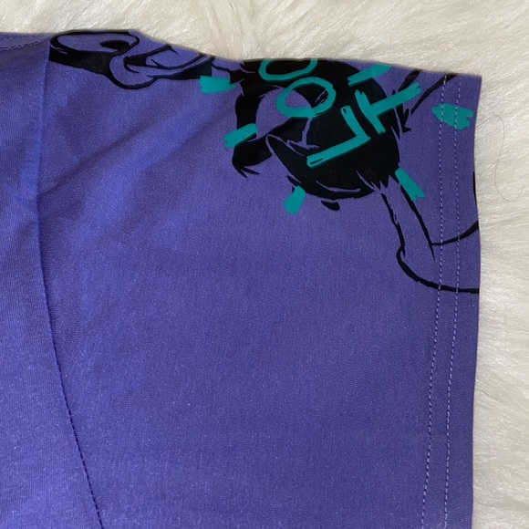 Bugs and Tazz T-shirt Size L. NWOT - Picture 2 of 9